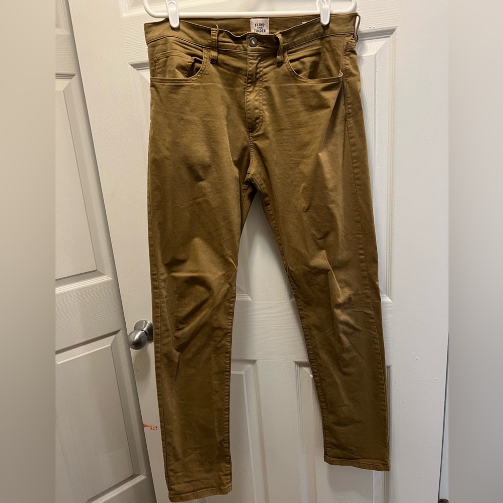 Flint and Tinder (Huckberry) athletic tapered pants 32x34